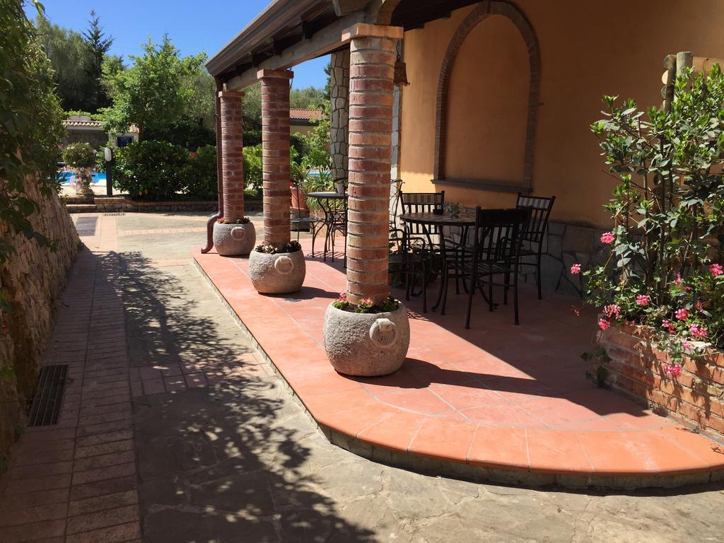 Appartamento Monolocale in Stile Taverna