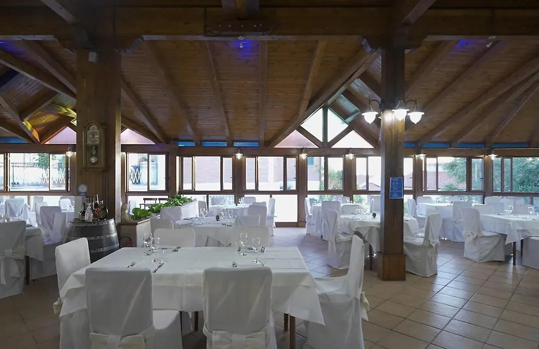 Hotel Le Tre Caravelle-1