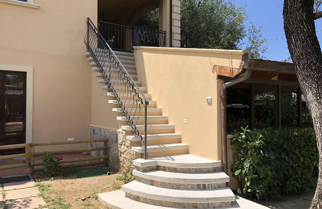 Residence e B&B Villamirella-1