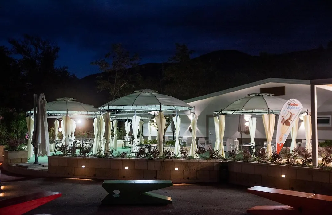 Villaggio Camping Le Ninfe del Mare-1