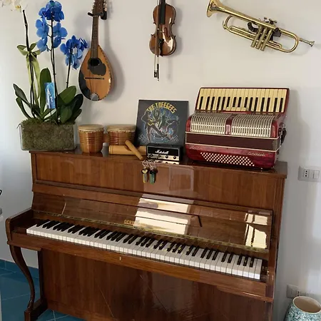 Music House Palinuro-2
